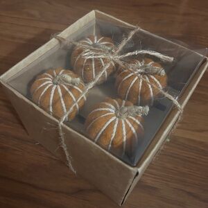 NWOT Hobby Lobby Felt Pumpkins Napkin Rings